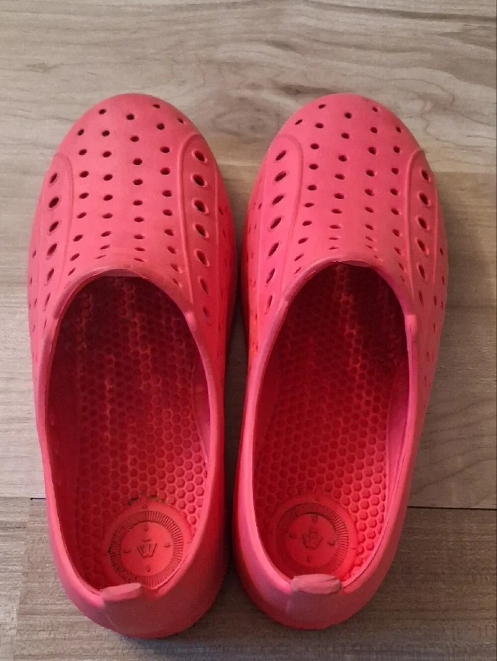 Totes Kids Slip-On Water Shoes Girls Size 13-1